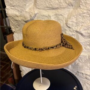 Stylish Tan Sun Hat with Leopard Accent Bow UPF 50+ Crush/Adjustable